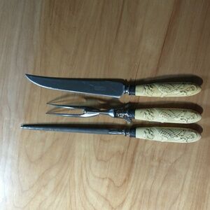 Vintage Universal Resistain knife set